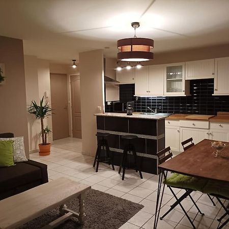 Ecully, Appartement Au Calme De 50M². Bagian luar foto